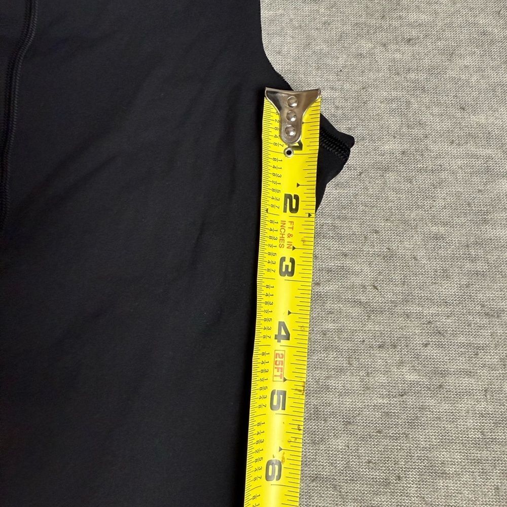 Lululemon Women's Size 4 Femme Force Super High Rise Short 8" Black - Picture 5 of 5